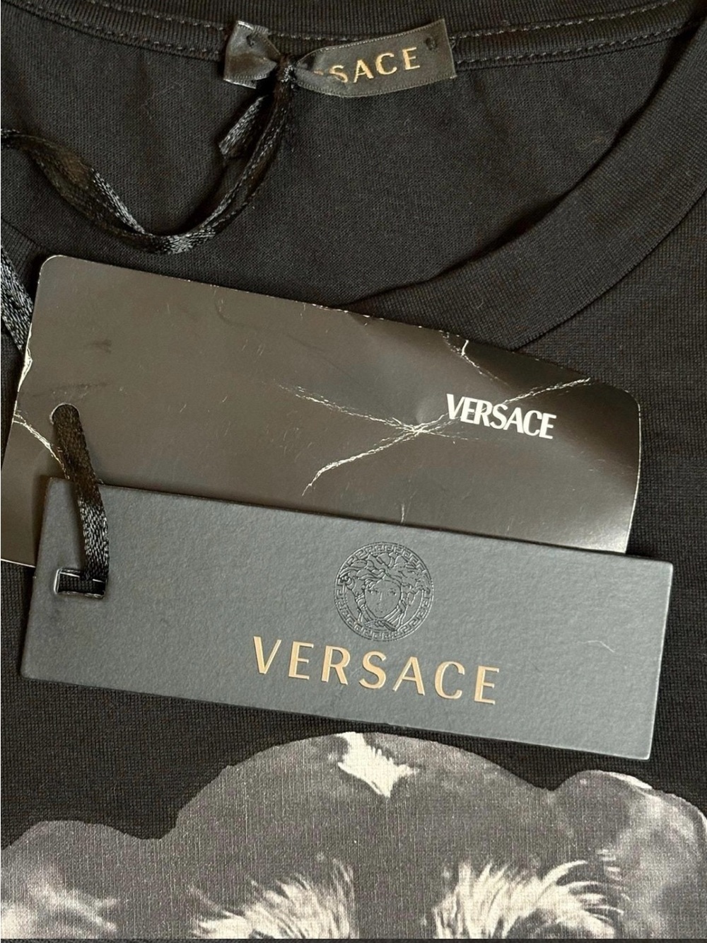 Versace “Audrey Capsule” Black Fitted Tee with Gold Foil of JRT Dog Size IT 38 - Picture 6 of 10